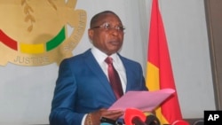 FILE - Moussa Dadis Camara speaks to the press in Conakry, Guinea, on Dec. 22, 2021. Heavily armed men broke Camara out of prison early Nov. 4, 2023.