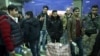 Sejumlah migran Afghanistan yang dideportasi dari Jerman tiba di Bandara Internasional Kabul, Afghanistan, 15 Desember 2016. Pada 30 Agustus 2024, Jerman untuk pertama kalinya mendeportasi warga Afghanistan sejak Taliban berkuasa pada 2021. (Foto: Massoud Hossaini/AP Photo)