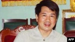 Vụ xử Cù Huy Hà Vũ: Ai tuyên truyền chống nhà nước CHXHCN Việt Nam?