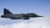 ເຮືອ​ບິນ​ລົບ Saab JAS 39 Gripen ຂອງກອງ​ທັບ ສວີ​ເດັນ ເຂົ້າ​ຮ່ວມ​ໃນ​ການ​ປະ​ຕິ​ບັດ​ພາ​ລະ​ກິດ​ລາດ​ຕະ​ເວນ​ທາງ​ອາ​ກາດ​ຂອງ​ອົງ​ການ NATO, 4 ກໍ​ລະ​ກົດ 2023.