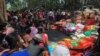 အနာဂတ်ရေး စိုးရိမ်နေတဲ့ မြန်မာဒုက္ခသည်တွေ ဘဝ