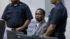 Dominic Ongwen devant les juges de la CPI, à La Haye, le 6 décembre 2016.