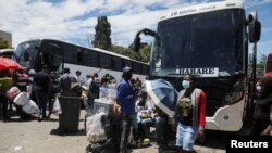 Izizalwane zeZimbabwe ezihlala kwele South Africa.